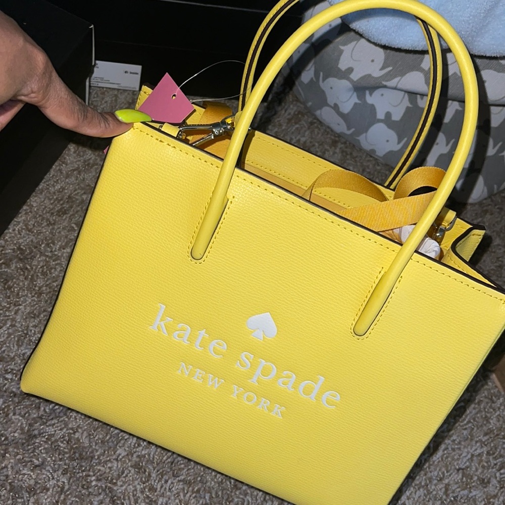 Brand New Authentic Kate Spade Bucket Purse **CLOSET CLEAN OUT***